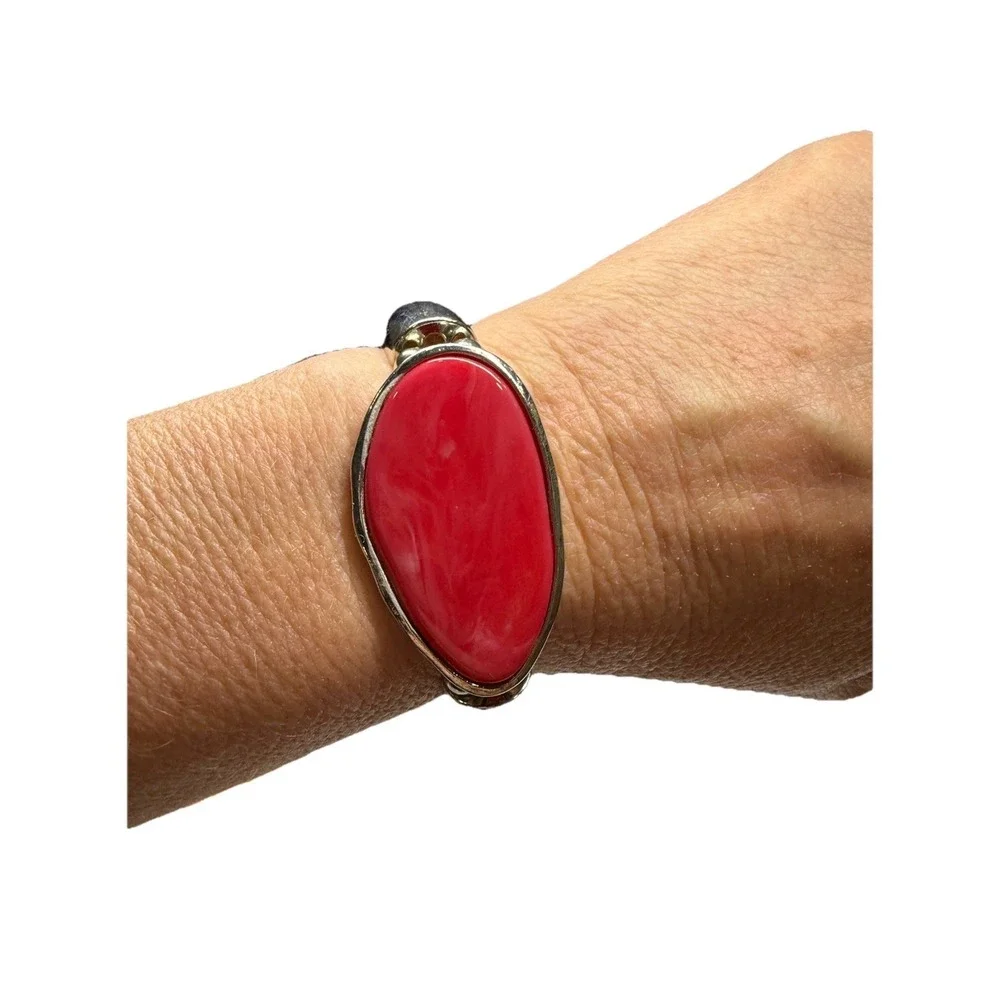 Vtg Red Oval Stone Silver Tone Hinged‎ Bangle Bracelet Statement Jewelry 90s Y2K